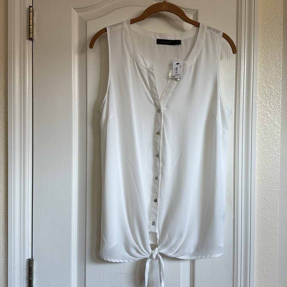 NWT- Light Ivory Sleeveless Top